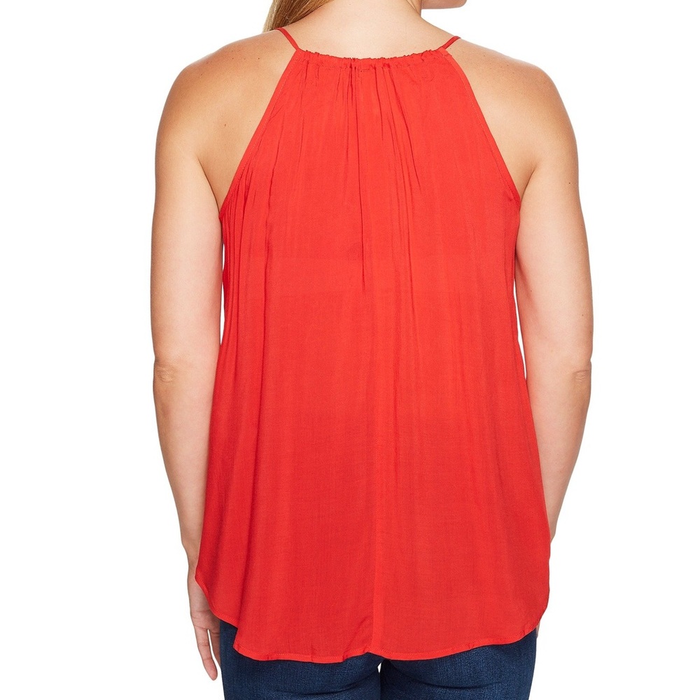 😘🌺 Floral & Geometric Red ✨Embroidered✨ Tank ❤️ - Picture 4 of 6